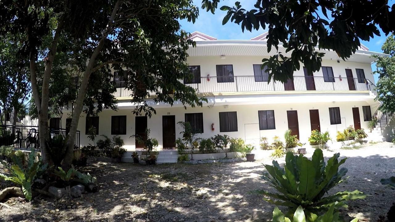 Reddoorz Premium @ Napaling Point Tangnan Hotel Exterior foto